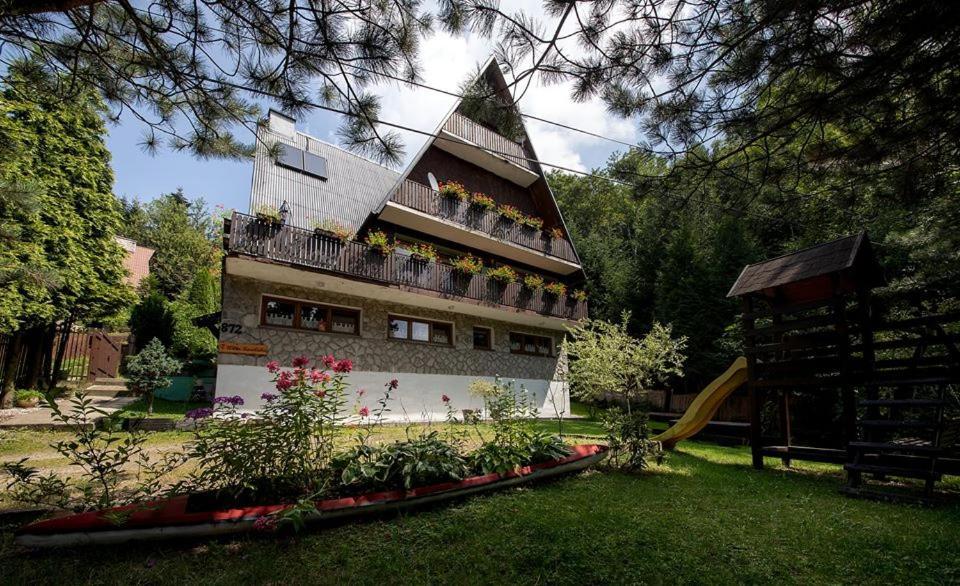 Willa Karolinka Stróża Myślenice Exterior foto